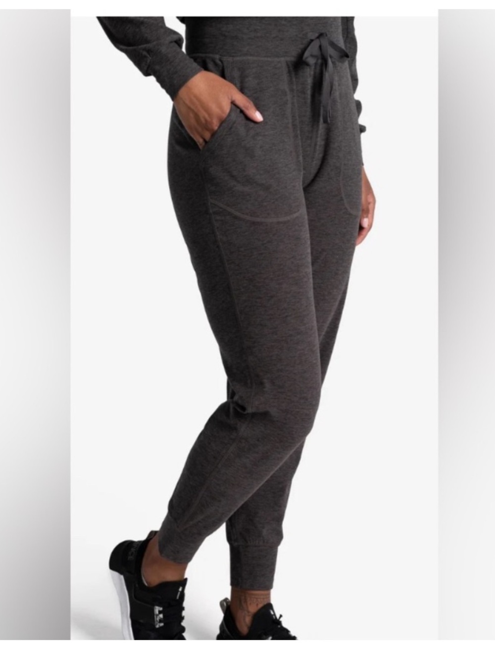 Lola Om Tech Jogger in Magnet Heather Size Medium